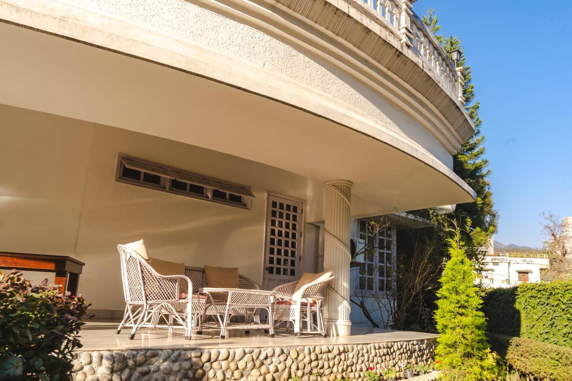 Saffron Leaf W567 Hotel Dehradun Exterior photo